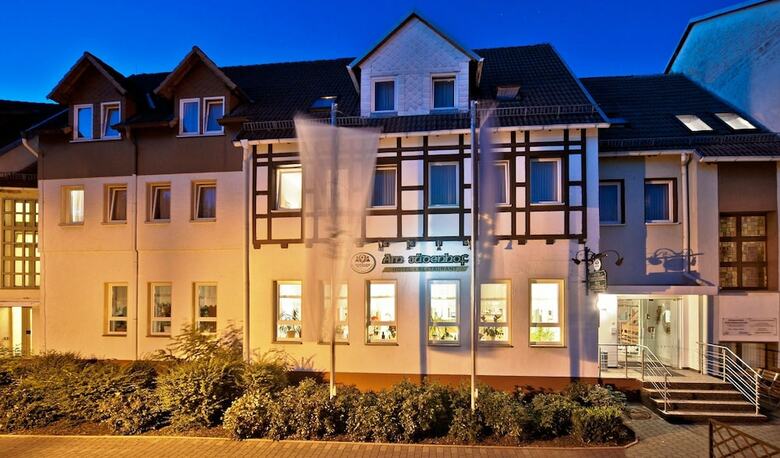 Hotel & Restaurant 'am J�denhof'