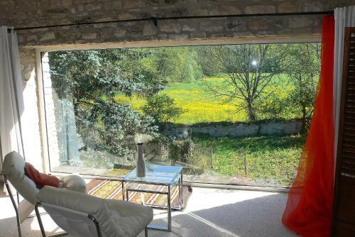 Bed & Breakfast L'ecrin Du Serein, Chez S�verine & Edward