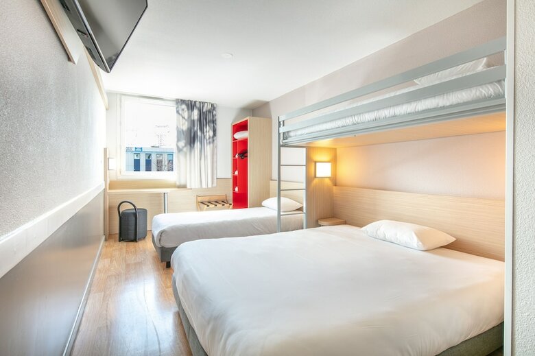 Hotel Premiere Classe Lyon Est - Saint Quentin Fallavier - A�roport