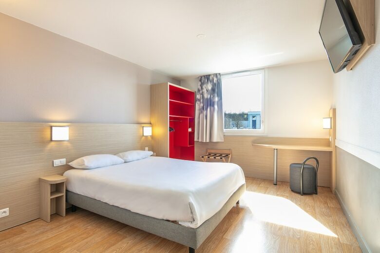 Hotel Premiere Classe Lyon Est - Saint Quentin Fallavier - A�roport