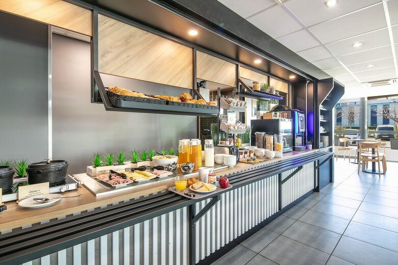Hotel Premiere Classe Lyon Est - Saint Quentin Fallavier - A�roport