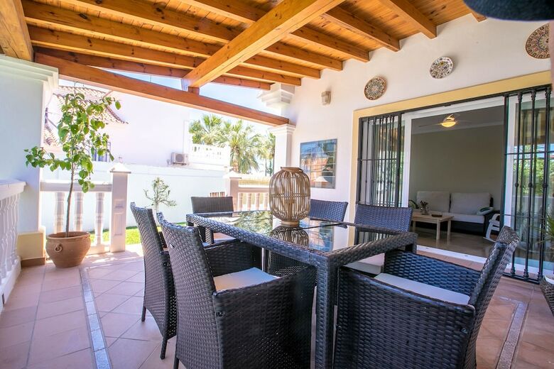 Oleholidays Villa Azucena 500m Playa El Rosario