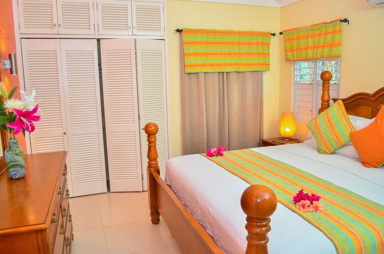 Apartamentos Villamar At Coolshade