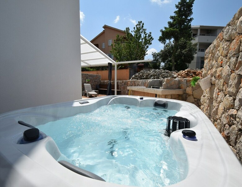 Apartments Nadica Deluxe - Malinska