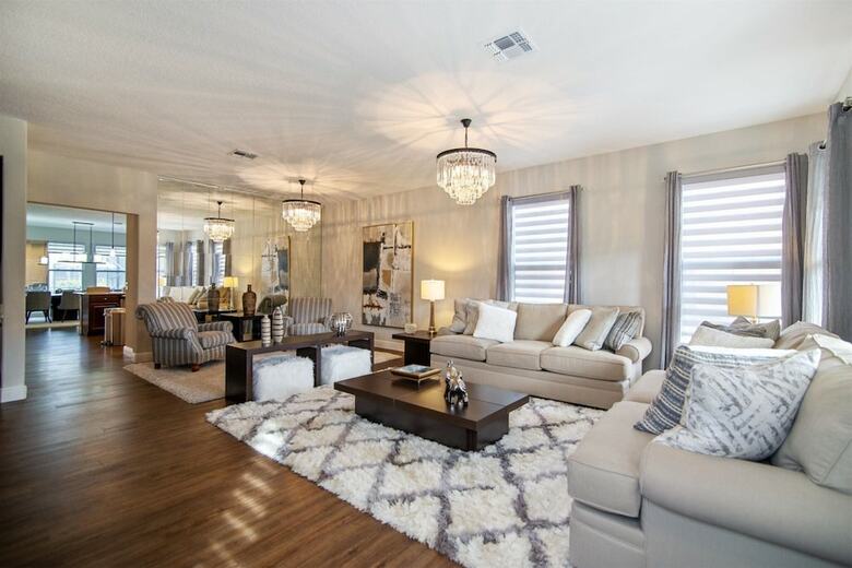 6br 5ba Solterra Pool Home