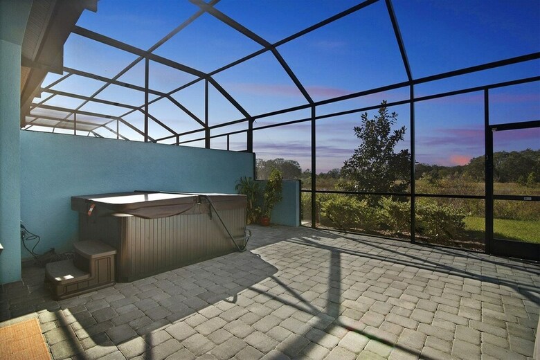 3br Townhome In  Festival