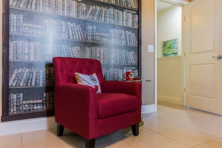 3br Townhome In  Festival