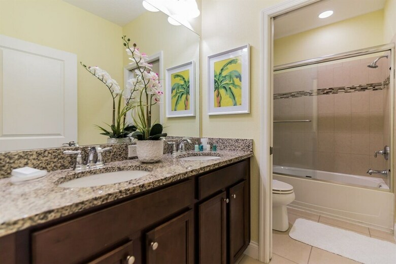 3br Townhome In  Festival
