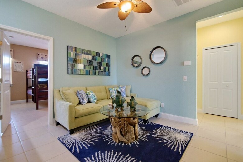 3br Townhome In  Festival