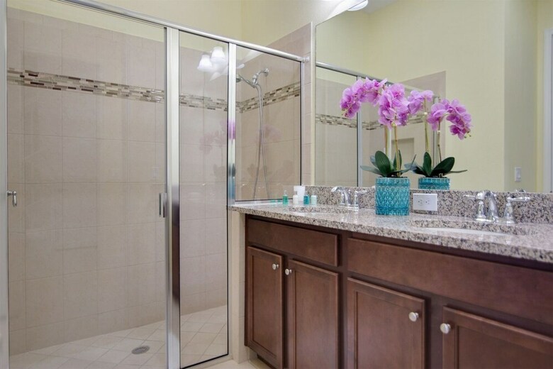 3br Townhome In  Festival