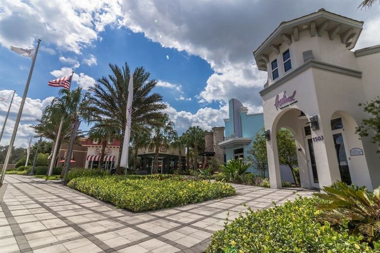 4br Townhome In Festival