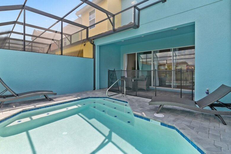 4br Townhome In Festival