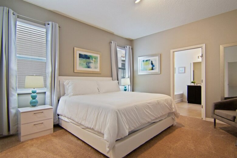 5br Pool Home W Gameroom