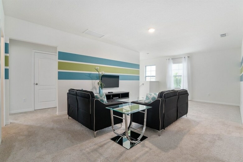 5br Pool Home W Gameroom