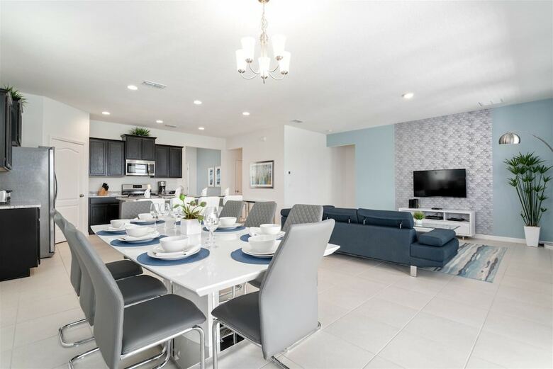 5br Pool Home W Gameroom