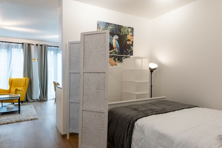 Apartamentos Europea Royal Studio Residence