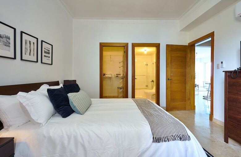 Apartamentos Torre Hispanica