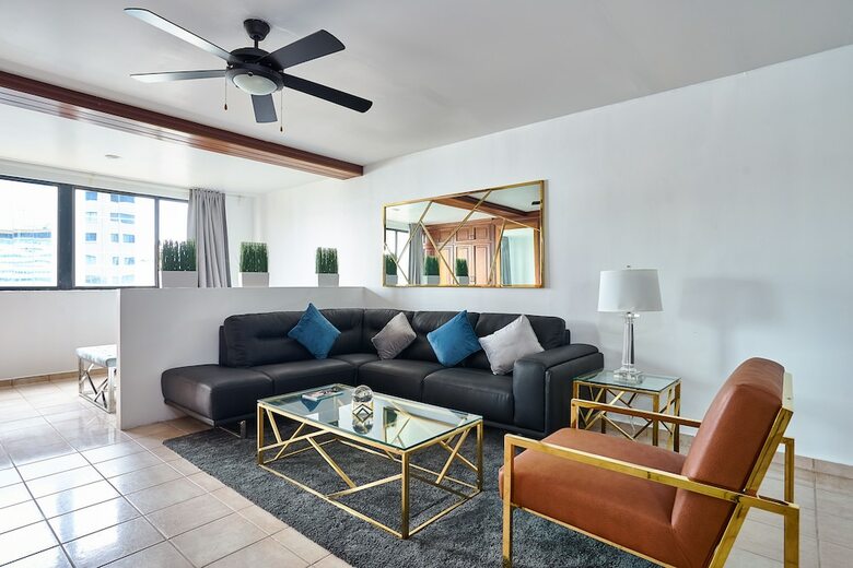 Apartamentos Naco 2000
