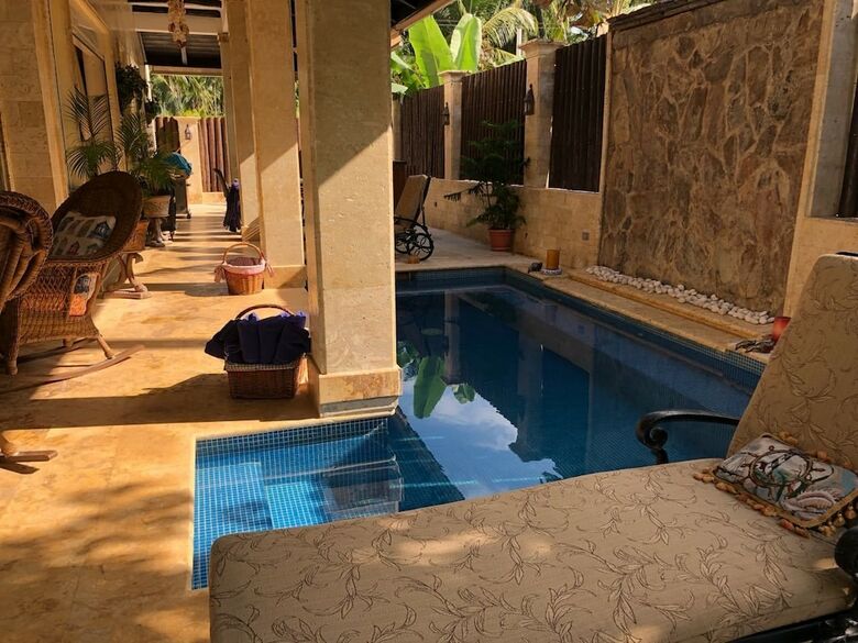 Villa Habibi Coson