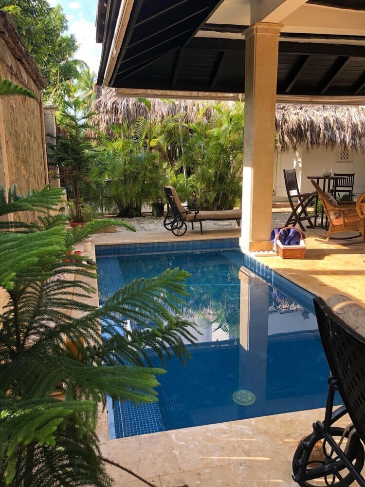 Villa Habibi Coson