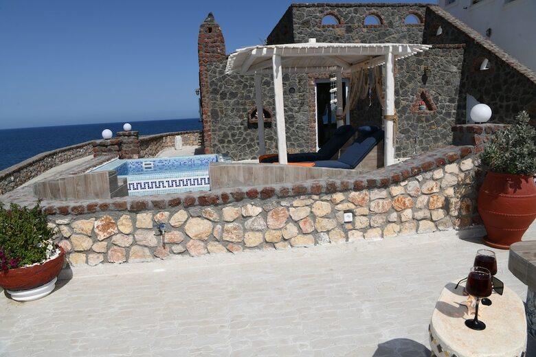 Starlight Luxury Seaside Villa
