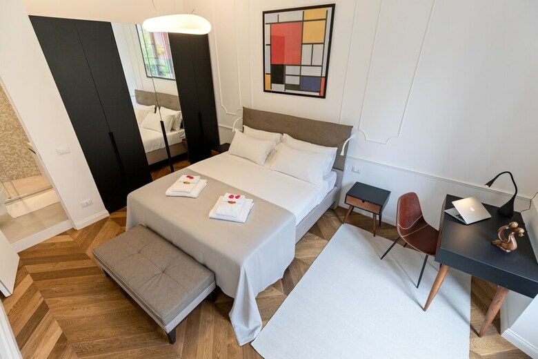 Luxury Apartments Piazza Cavour