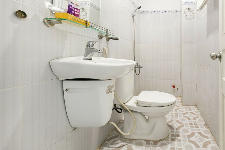 Oyo 430 Hoang Van Hotel