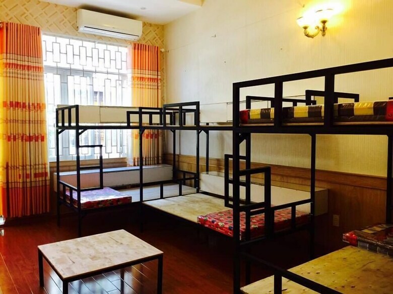 Hostal Dreambox Oxeraak Tan Binh - Hostel