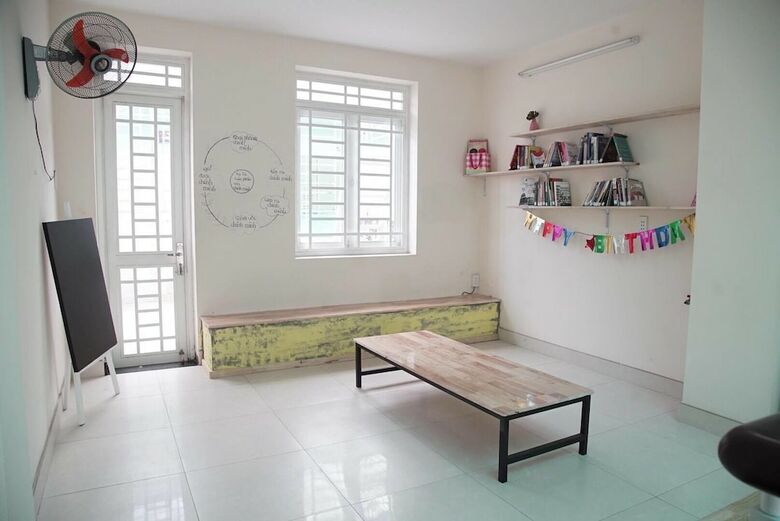 Hostal Dreambox Oxeraak Tan Binh - Hostel