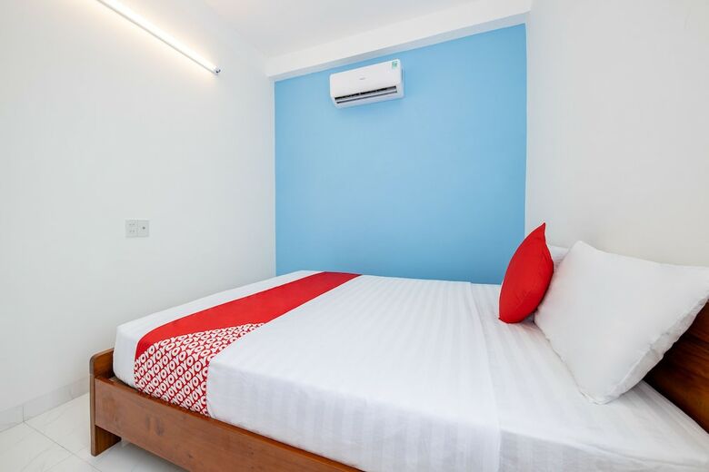 Hotel Oyo 223 May House