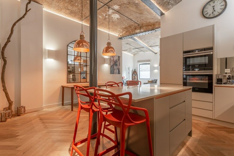 Renovated 3 Bedroom Victorian Bakery