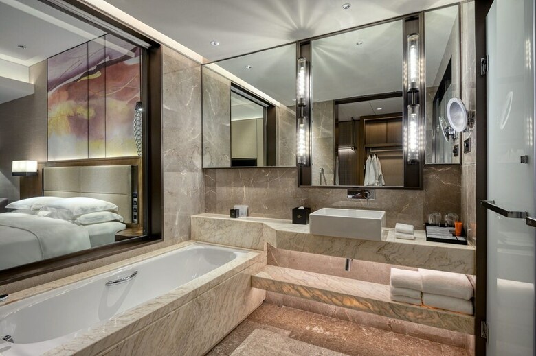 Hotel Crowne Plaza Beihai Silver Beach
