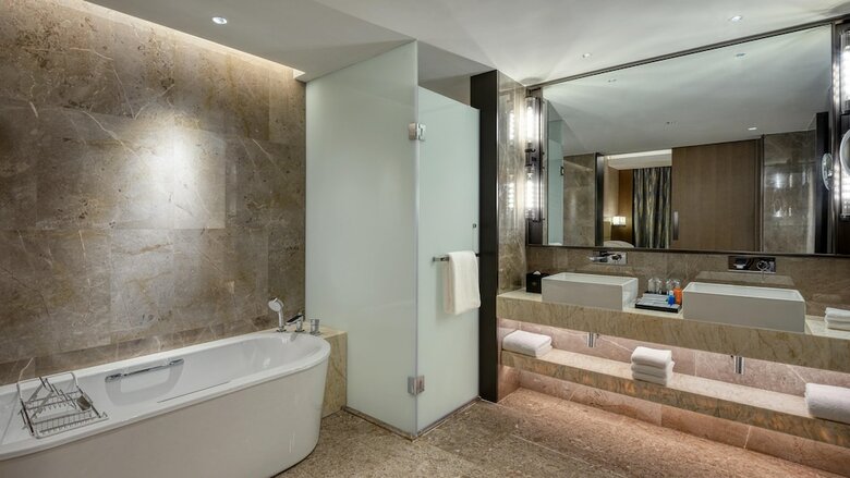 Hotel Crowne Plaza Beihai Silver Beach