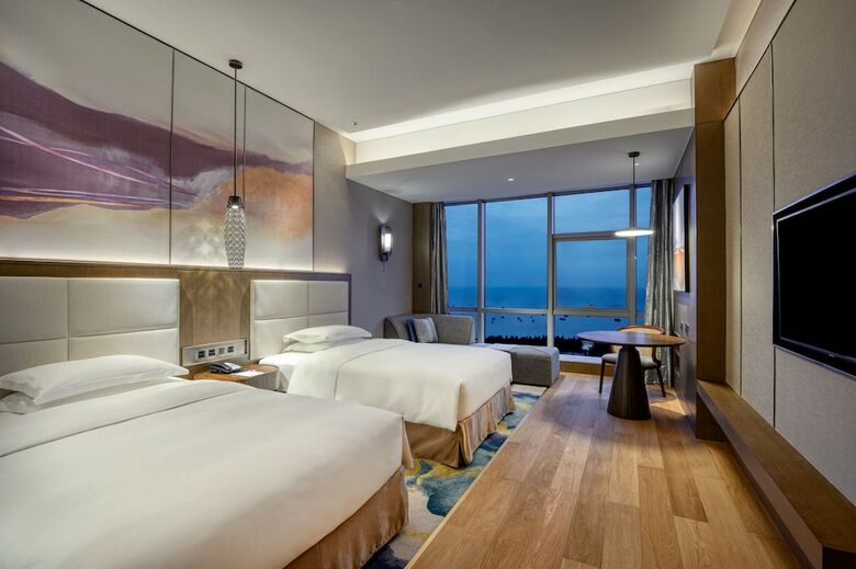 Hotel Crowne Plaza Beihai Silver Beach