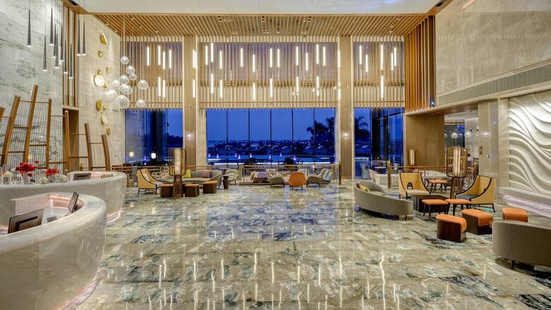 Hotel Crowne Plaza Beihai Silver Beach
