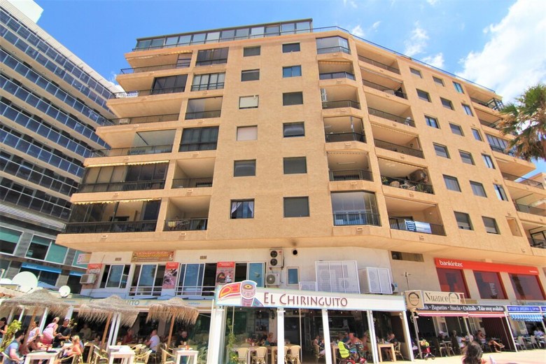 Apartamentos Acaribeq-1�l�nea Playa-wifi Y Garaje Gratis