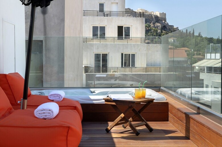 Noma Hotel