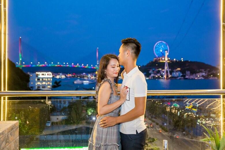 Vincent Halong Hotel