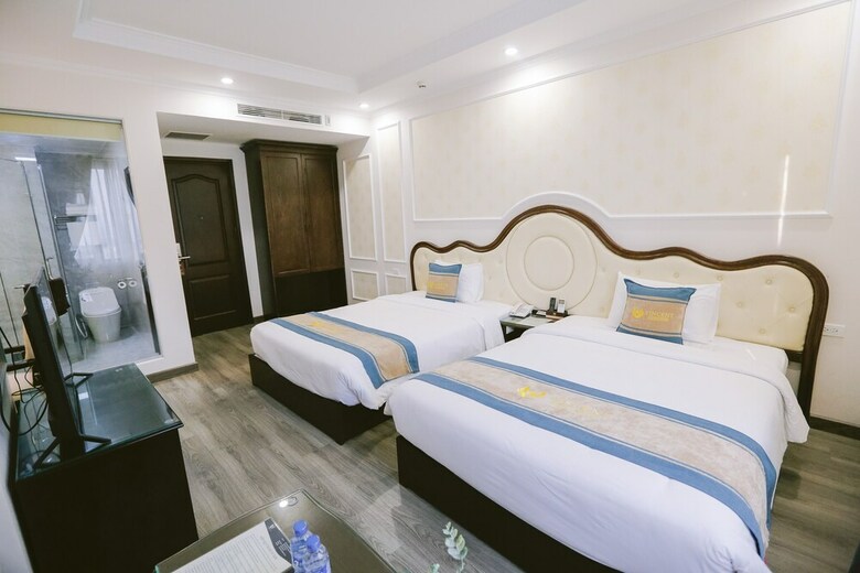 Vincent Halong Hotel