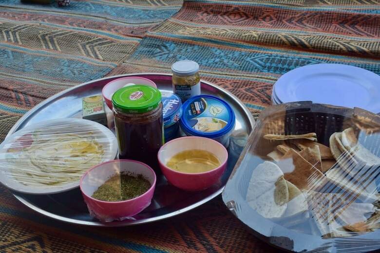 Um Al Tawaqi