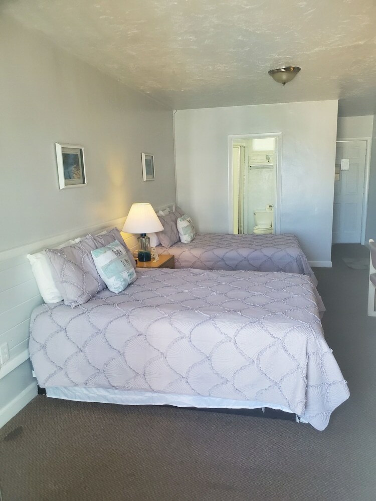 Coastal Waters Inn