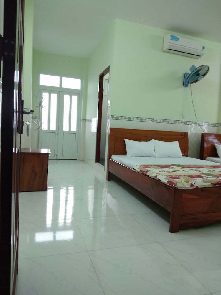 Hotel Khach San 777