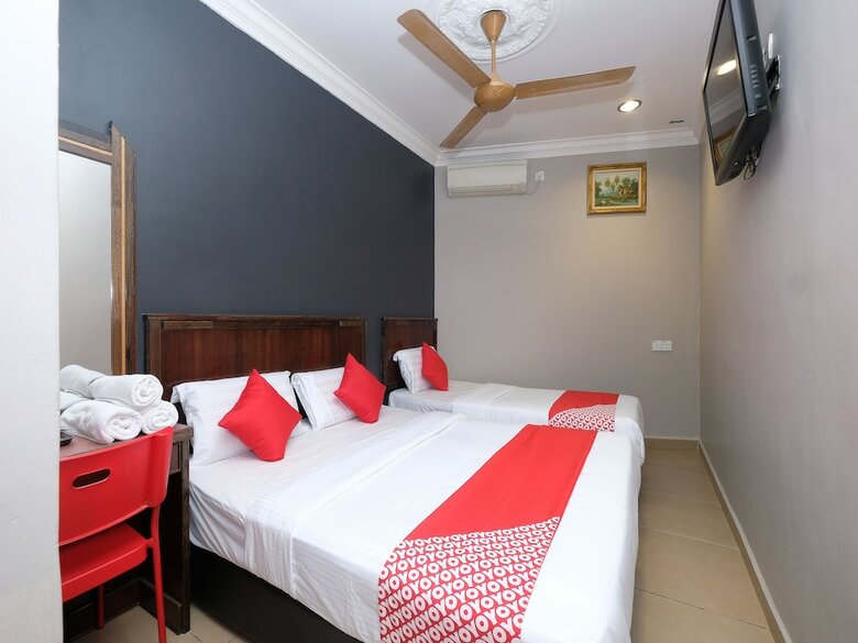 Oyo 1190 Nice Stay Hotel