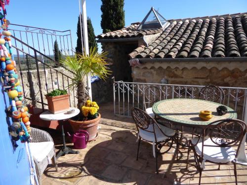 Hostal Chambres D'h�tes Et G�tes Le Mas Bleu & Spa Resort