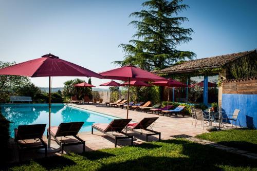 Hostal Chambres D'h�tes Et G�tes Le Mas Bleu & Spa Resort
