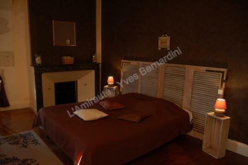 Hostal L'amiraut� Sur Ba�se