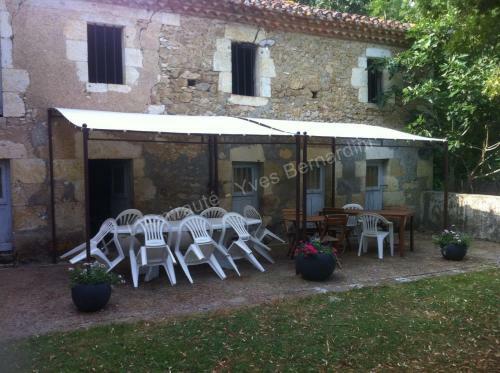 Hostal L'amiraut� Sur Ba�se