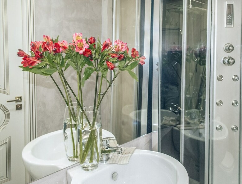 Hotel Grand On Bolshoy