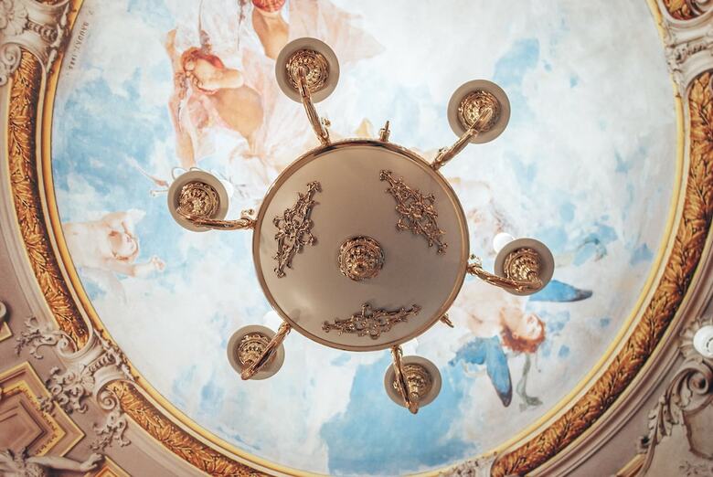 Hotel Grand On Bolshoy