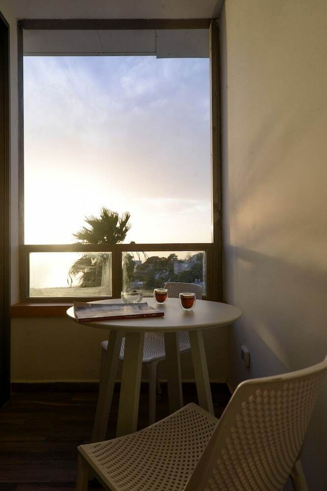 Luxury Suites By Notaly Ariel